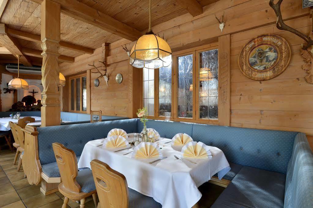 Hotel Restaurant Gradlwirt Niederndorf (Tyrol) Exterior foto