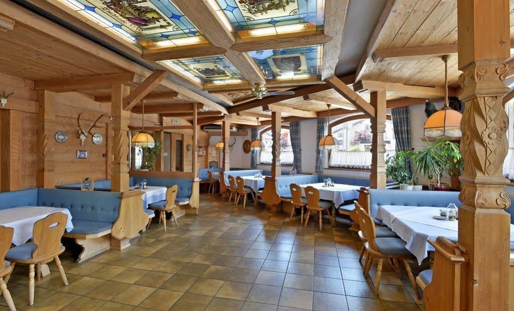 Hotel Restaurant Gradlwirt Niederndorf (Tyrol) Exterior foto