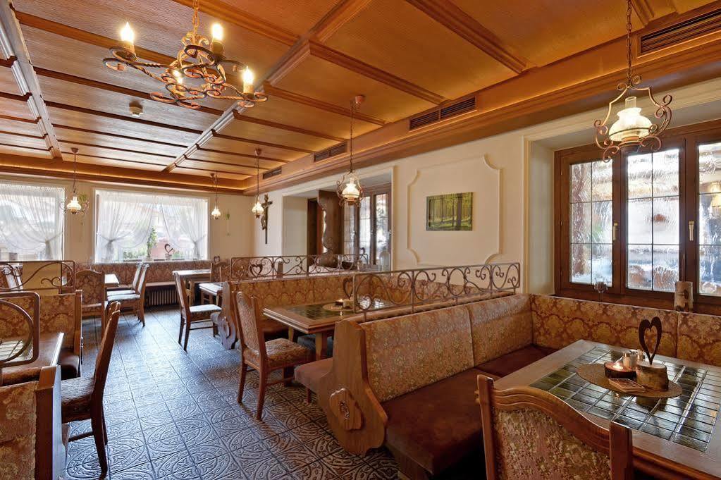 Hotel Restaurant Gradlwirt Niederndorf (Tyrol) Exterior foto