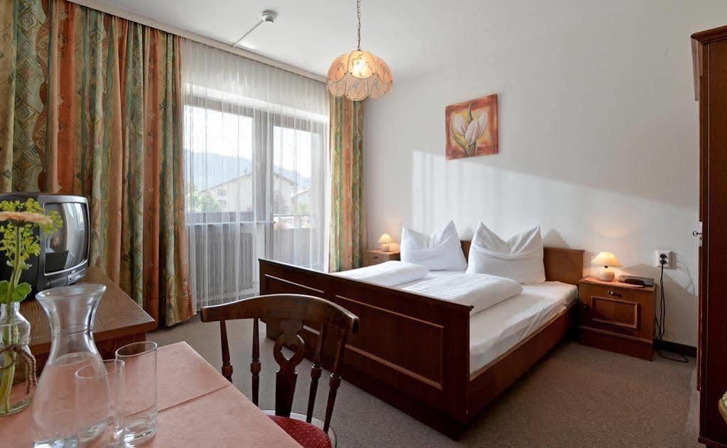 Hotel Restaurant Gradlwirt Niederndorf (Tyrol) Exterior foto